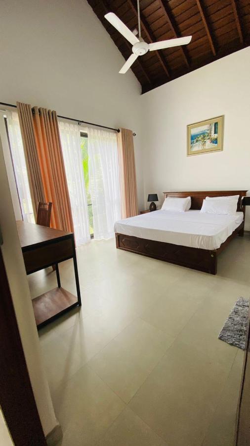 קנדי Travel Inn Deluxe Anniewatta מראה חיצוני תמונה